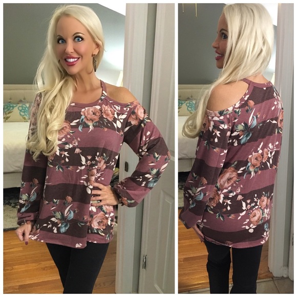 Tops - LAST 1! 💕BEST EVER!! Stunning Puff Sleeve Tunic